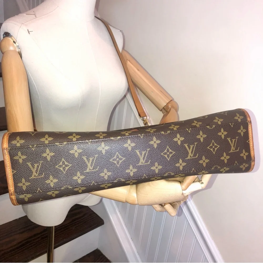 LOUIS VUITTON Beverly GM Monogram Business Laptop Computer Crossbody Bag